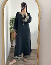 Elegant &  trendy outfit