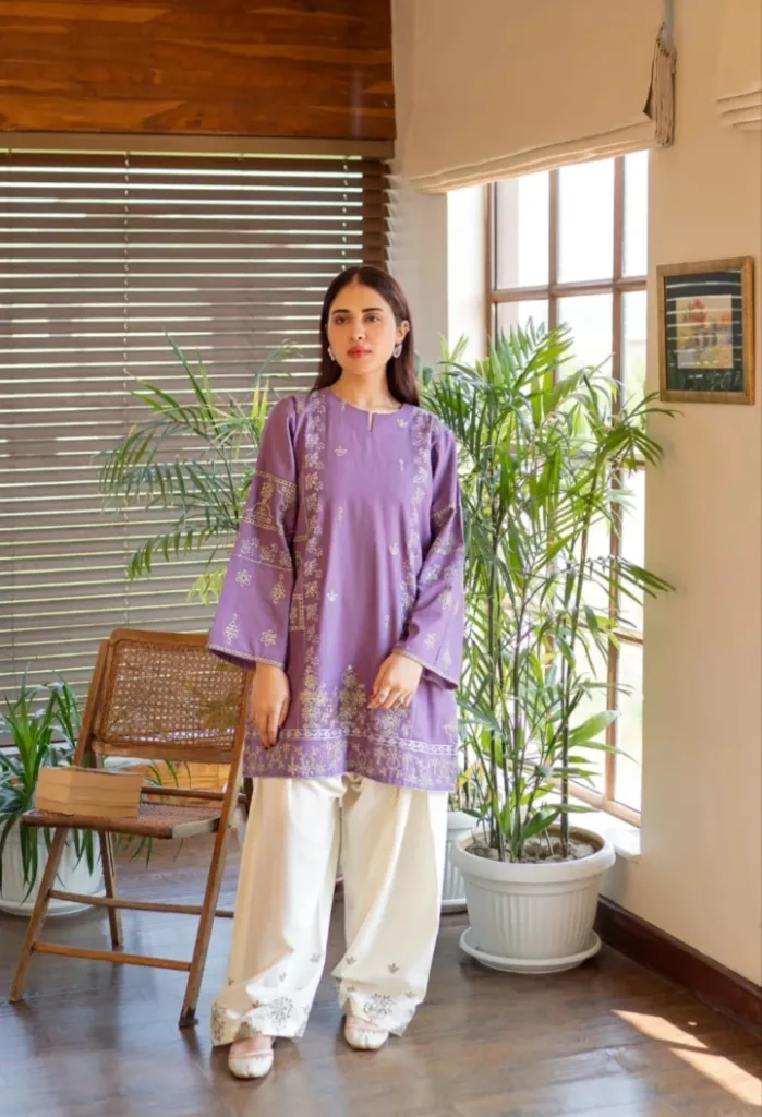 Trendy Outfit Farshi Shalwar
