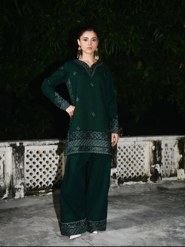 Trendy & stylish outfit