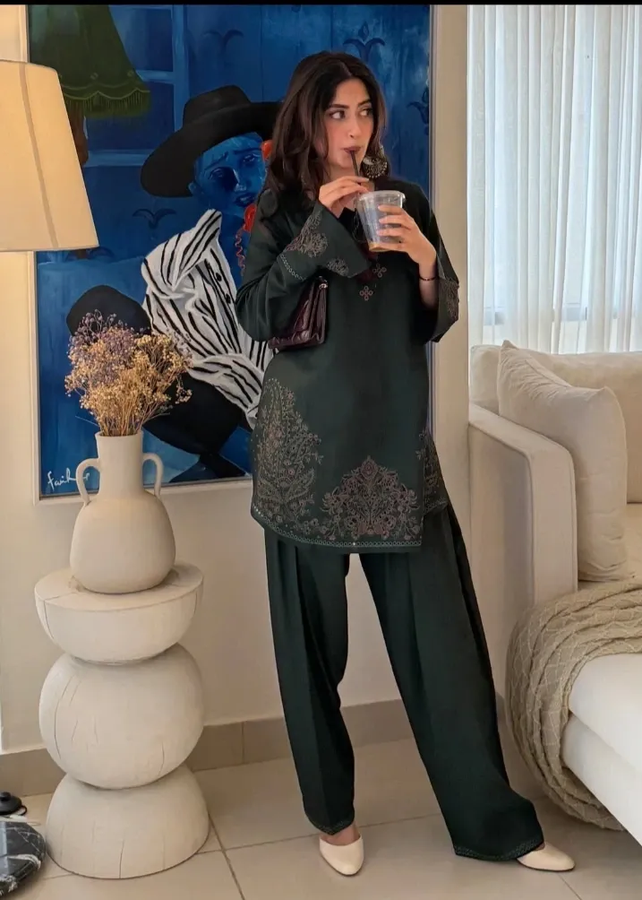 Bahaar Edit 2pc Embroidered Arabic Lawn Suit